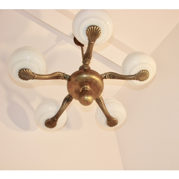 Ozdobny element centralny żyrandola z lat 30–40